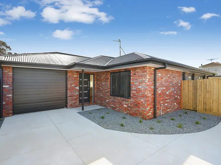 Main view of Homely townhouse listing, 2/15 Fellmongers Road, Breakwater VIC 3219