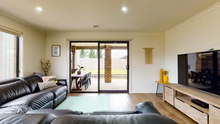 Fifth view of Homely house listing, 8 Mary Claire Street, Traralgon VIC 3844
