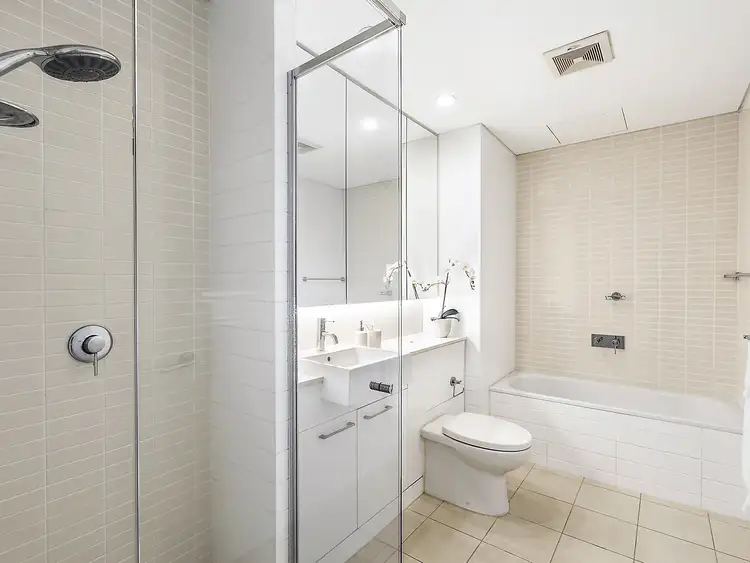 Sixth view of Homely apartment listing, 206/8 Duntroon Avenue, St Leonards NSW 2065