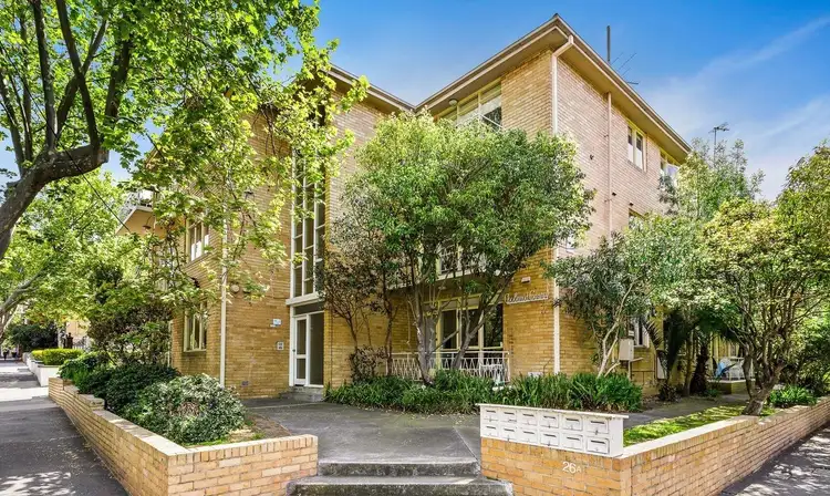 2/26A Acland Street, St Kilda VIC 3182