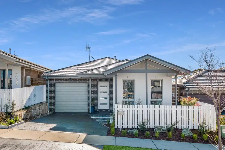 15 Daniel Street, Googong NSW 2620