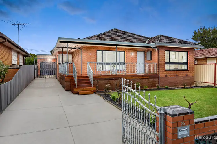 22 Oxford Drive, Thomastown VIC 3074