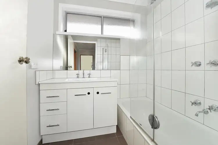 Sixth view of Homely unit listing, 3/72 Pine Street, Reservoir VIC 3073