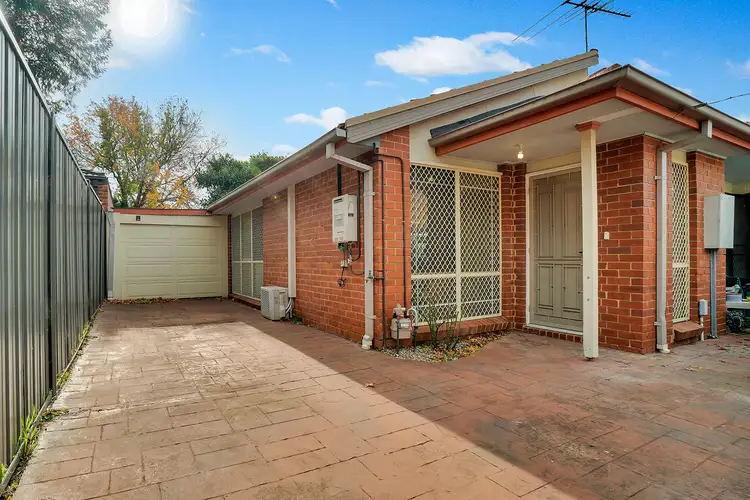 Main view of Homely unit listing, 2/4 Ash Court, Glenroy VIC 3046