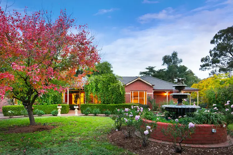 27 Monsants Road, Maiden Gully VIC 3551