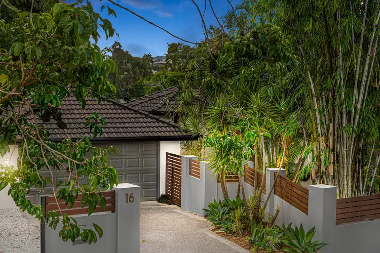 16 McCrae Court, Maudsland QLD 4210