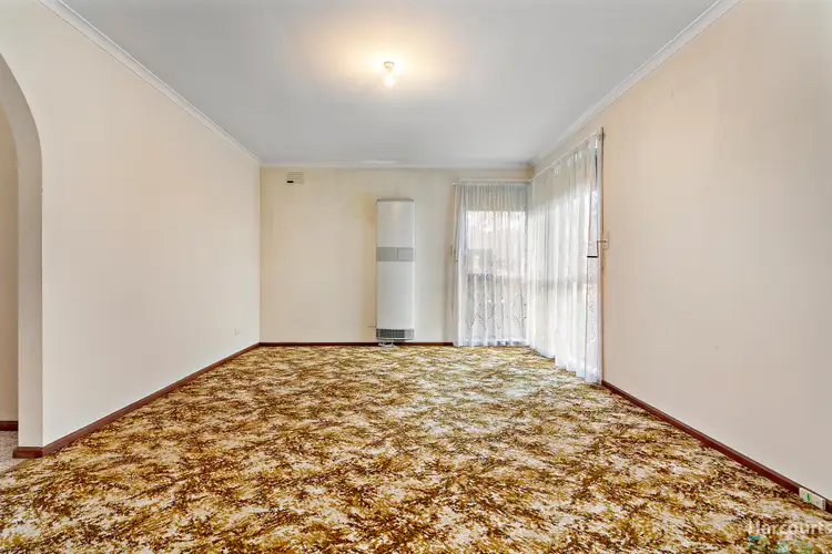 Second view of Homely house listing, 5 Maryland Close, Thomastown VIC 3074