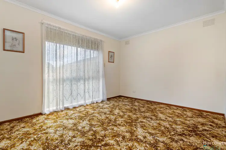 Sixth view of Homely house listing, 5 Maryland Close, Thomastown VIC 3074