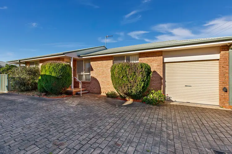 16 Oaks Avenue, Long Jetty NSW 2261