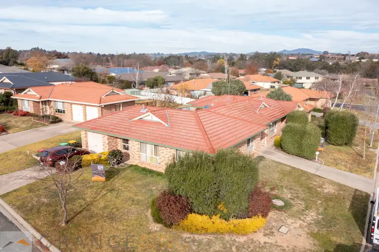 35 & 35a Turner Crescent, Orange NSW 2800