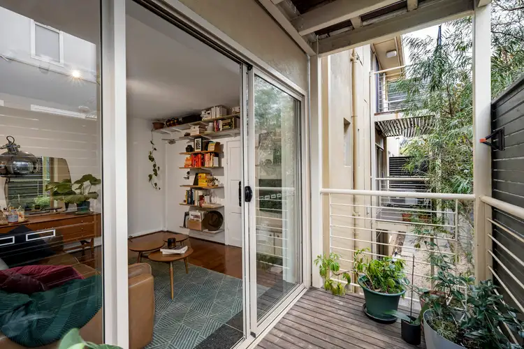 Second view of Homely apartment listing, 6/39 Park Street, Hawthorn VIC 3122