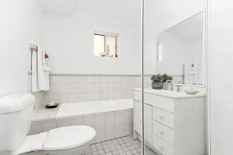 Sixth view of Homely apartment listing, 4/48 Dee Why Parade, Dee Why NSW 2099