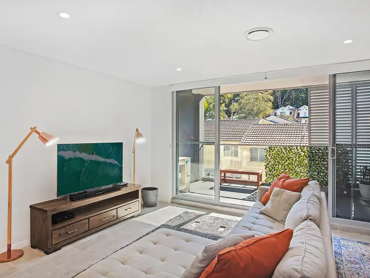 302/10 Fielder Street, West Gosford NSW 2250
