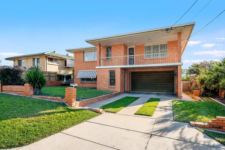 4 Fontaine Street, Stafford Heights QLD 4053