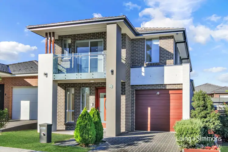 16 Liddiard Street, Ropes Crossing NSW 2760