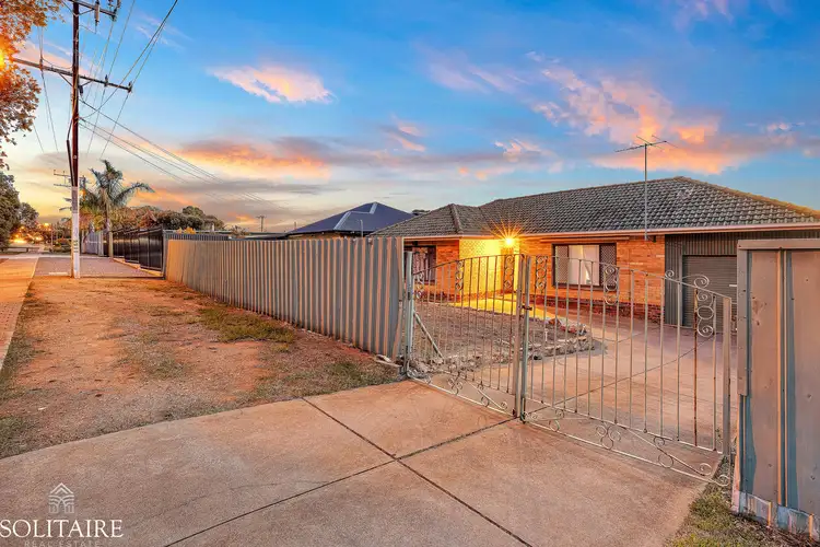 415 Nelson Road, Para Hills SA 5096