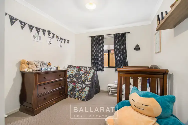 Sixth view of Homely house listing, 2 Whidburn Place, Sebastopol VIC 3356