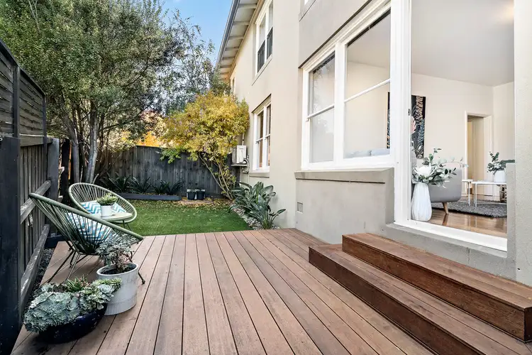 Main view of Homely unit listing, 17/3 Bickleigh Street, Glen Iris VIC 3146