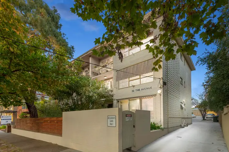Main view of Homely unit listing, 18/32-34 The Avenue, Windsor VIC 3181