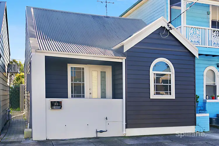 35 Victoria Street, Carrington NSW 2294