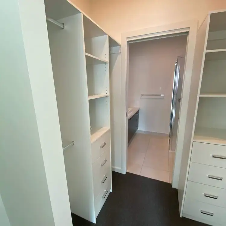 Fifth view of Homely house listing, 8 Rushmore Way, Plumpton VIC 3335