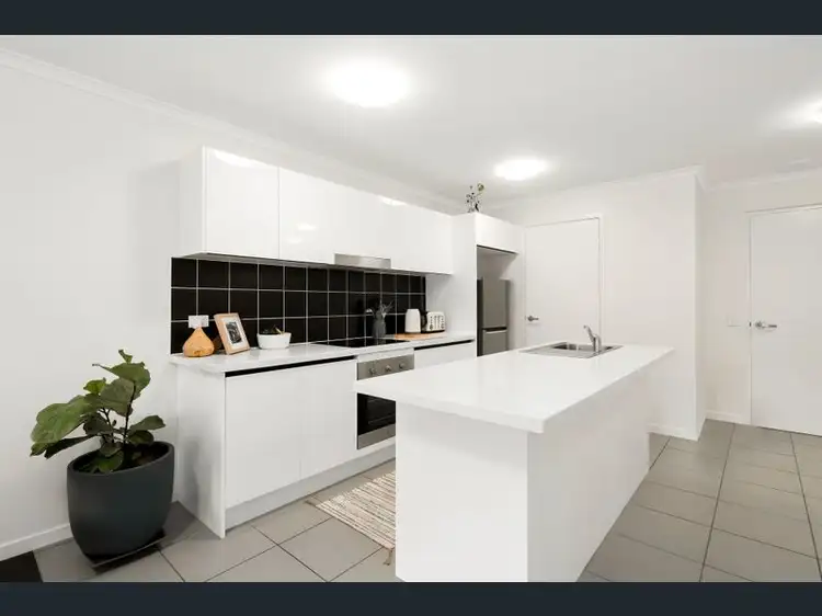 26/10-12 High Street, Sippy Downs QLD 4556