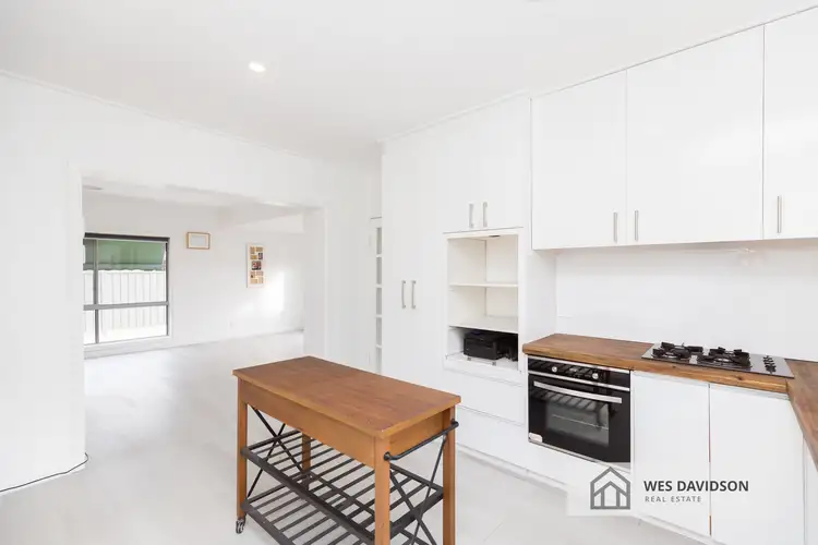 Fifth view of Homely house listing, 10 Mathoura Street, Horsham VIC 3400