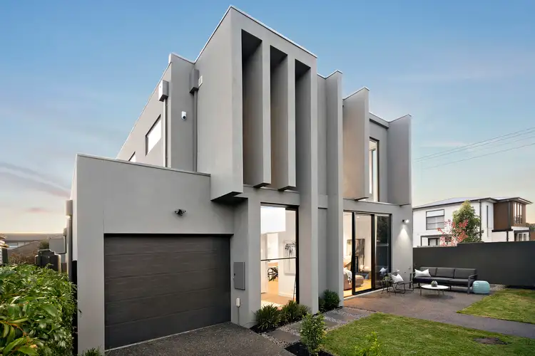 5 Gilmour Road, Bentleigh VIC 3204