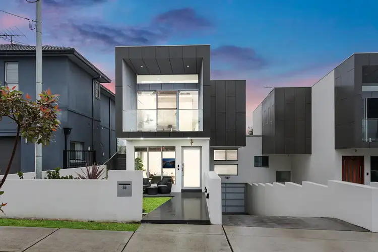 55 Flinders Road, Georges Hall NSW 2198