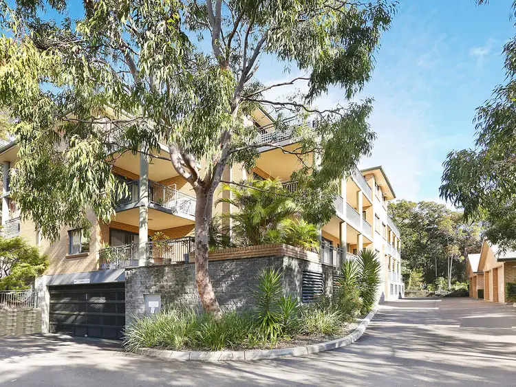 12/92 Allison Crescent, Menai NSW 2234
