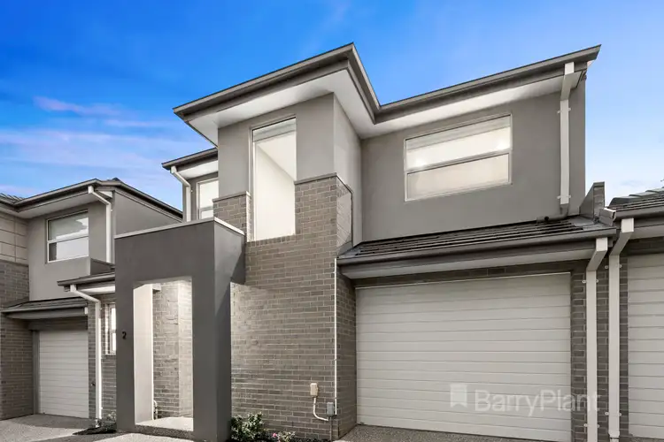 2/4 McKellar Street, Watsonia VIC 3087