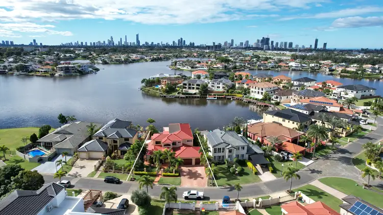 25 Clear Water Bay Avenue, Clear Island Waters QLD 4226