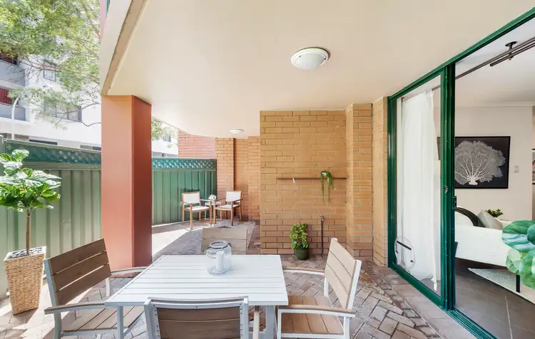 Sixth view of Homely apartment listing, 6/2-26 Wattle Crescent, Pyrmont NSW 2009