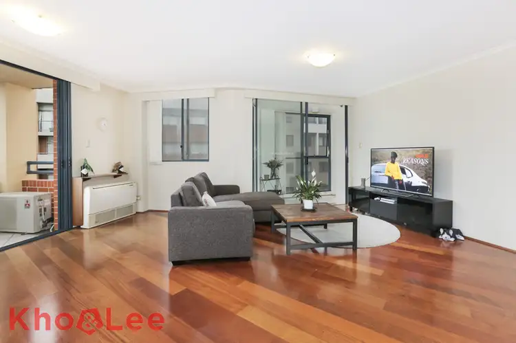 Third view of Homely apartment listing, 182/120 Pyrmont Street, Pyrmont NSW 2009