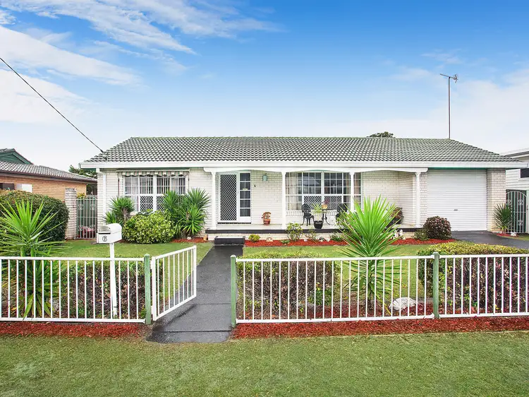 6 Cogra Road, Woy Woy NSW 2256