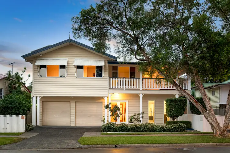 5 Riddings Street, Coorparoo QLD 4151