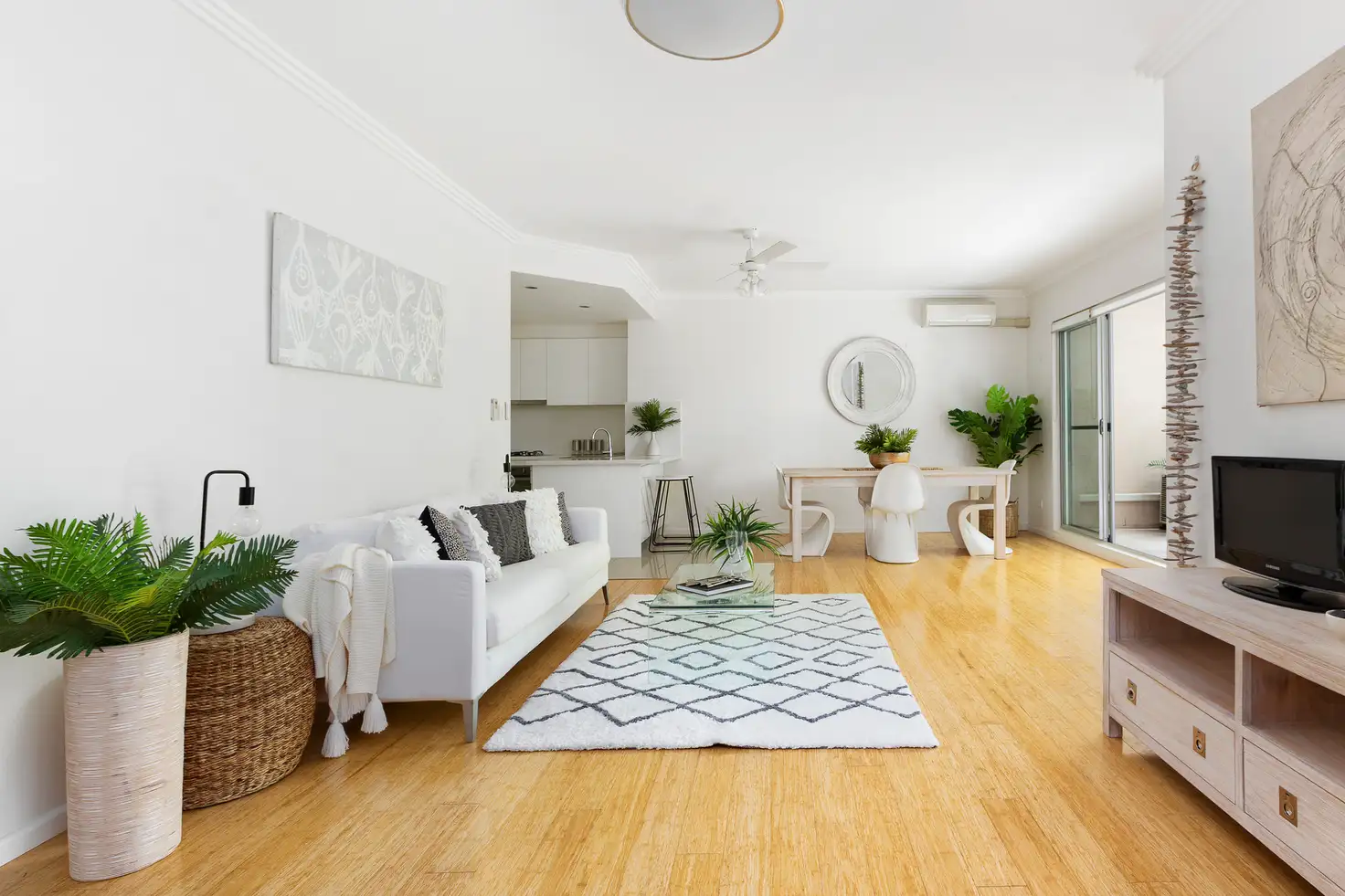 Main view of Homely unit listing, 14/59-61 Pacific Parade, Dee Why NSW 2099