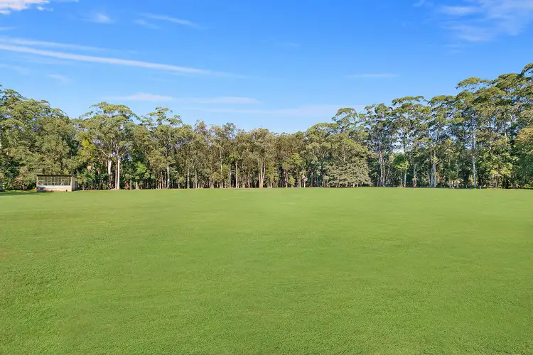 301 Avoca Drive, Avoca Beach NSW 2251