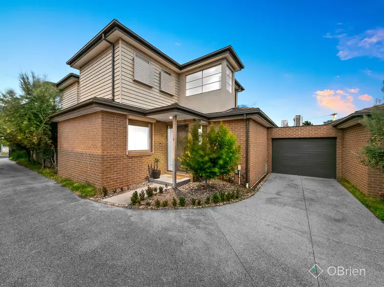 Main view of Homely townhouse listing, 2/23 Dennis Street, Highett VIC 3190