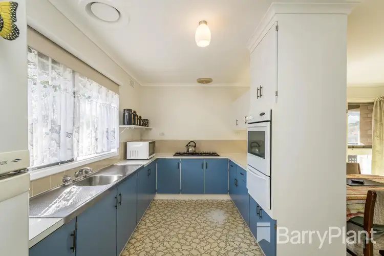 Fifth view of Homely house listing, 4 Voce Court, Belmont VIC 3216