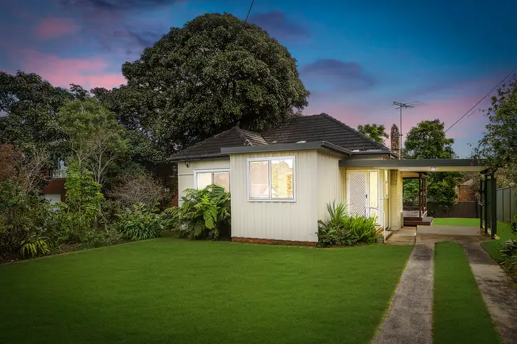 77 Fairview Avenue, Engadine NSW 2233