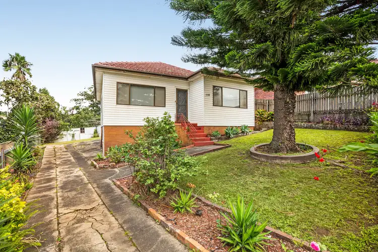 118 Lake Avenue, Cringila NSW 2502