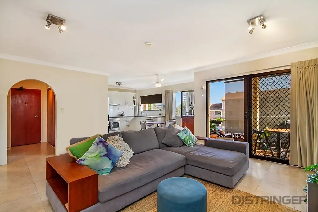 Main view of Homely unit listing, 5/76 Coolangatta Road, Kirra QLD 4225