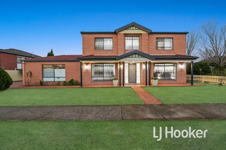 12 Loxley Boulevard, Narre Warren South VIC 3805