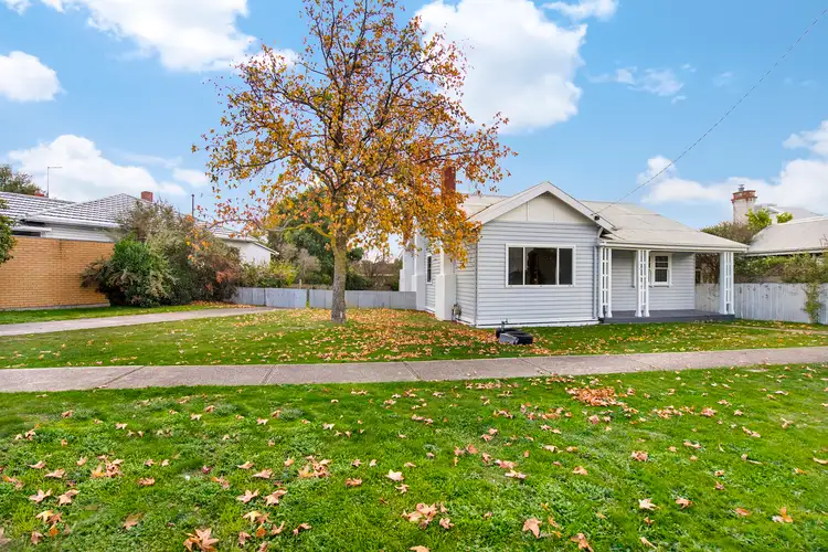5 Bell Street, Ararat VIC 3377