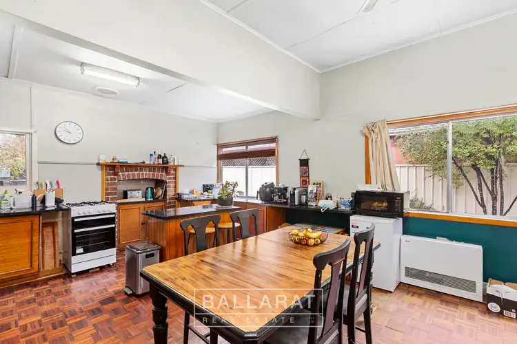 Second view of Homely house listing, 4 Essex Street, Wendouree VIC 3355