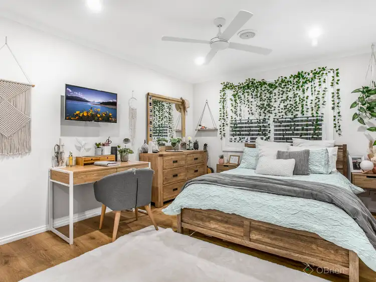 Fifth view of Homely house listing, 11 Normanton Place, Berwick VIC 3806