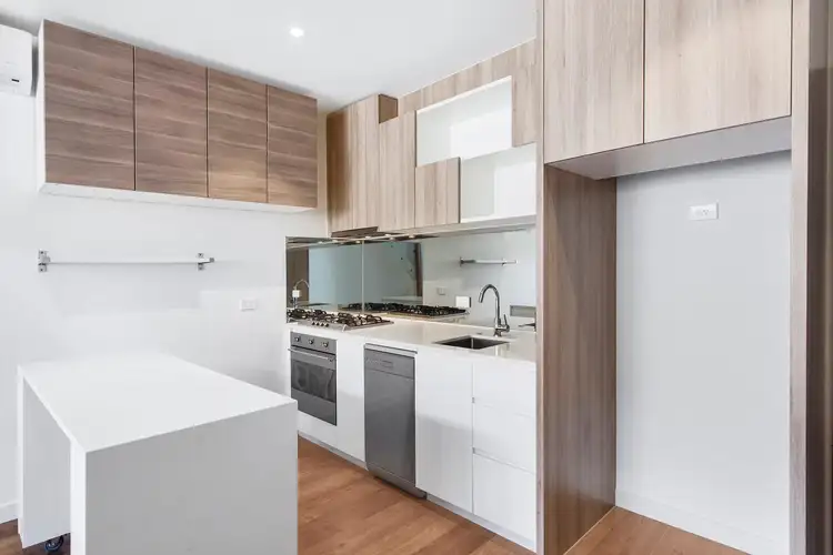 Third view of Homely apartment listing, 8/106 Murrumbeena Road, Murrumbeena VIC 3163