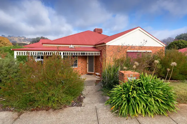 Second view of Homely house listing, 42 Falcon Circuit, Wodonga VIC 3690
