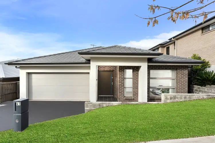 41 Oakhill Crescent, Colebee NSW 2761
